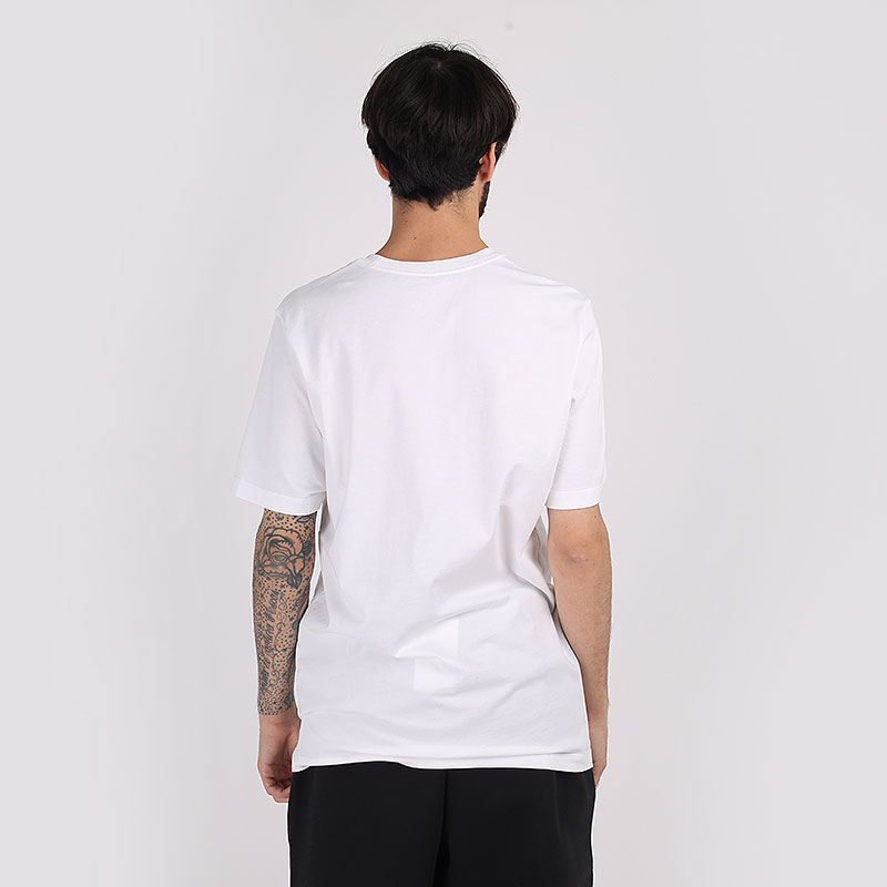 мужская белая футболка Jordan Brand Short-Sleeve Graphic Crew CN3596-100 - цена, описание, фото 4